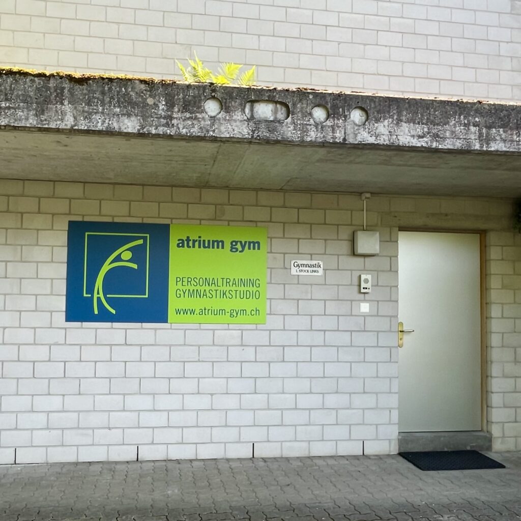 Eingang zum Atrium Gym Personaltraining und Gruppenkurse in Wigoltingen - Thurgau